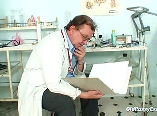 Doctor, Revisión ginecológica